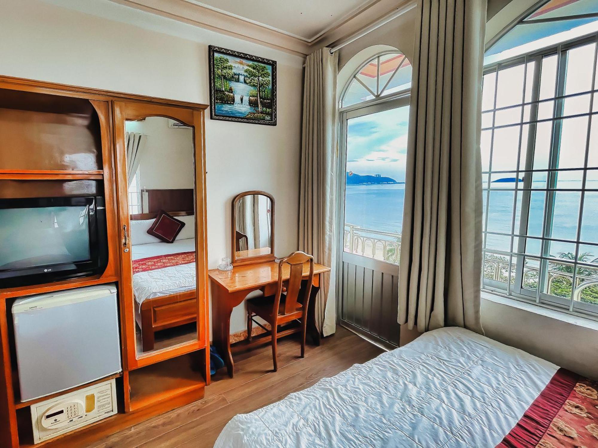 Quang Vinh 2 Hotel Nha Trang Luaran gambar